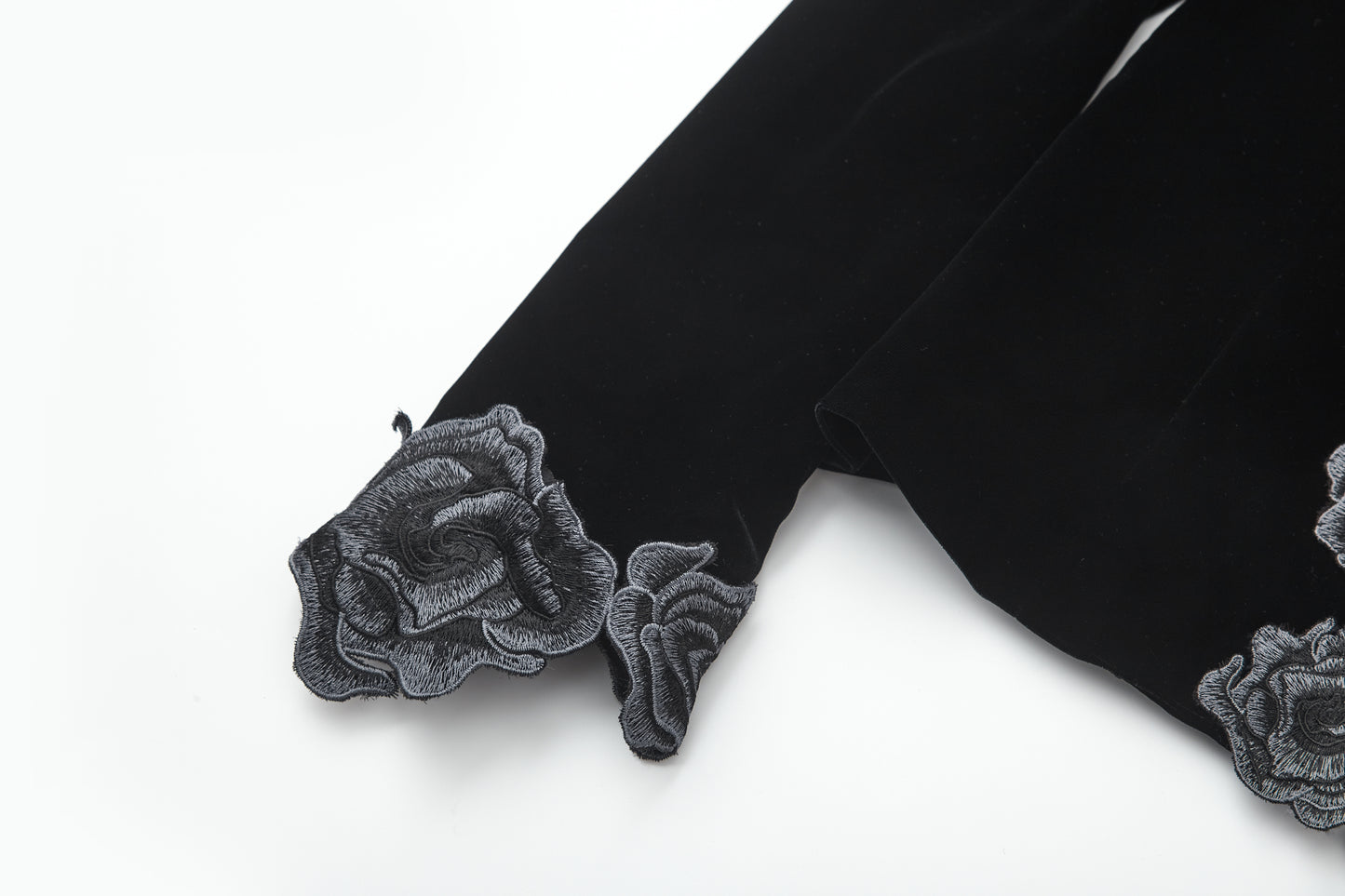 ordúdíordú | Top - Floral Velor Top