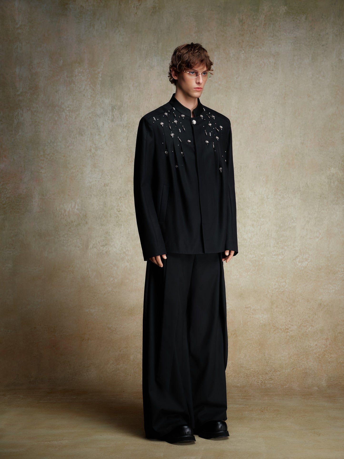 ordúdíordú | Jacket - Zhongshan Suit Studded with Diamonds and Beads