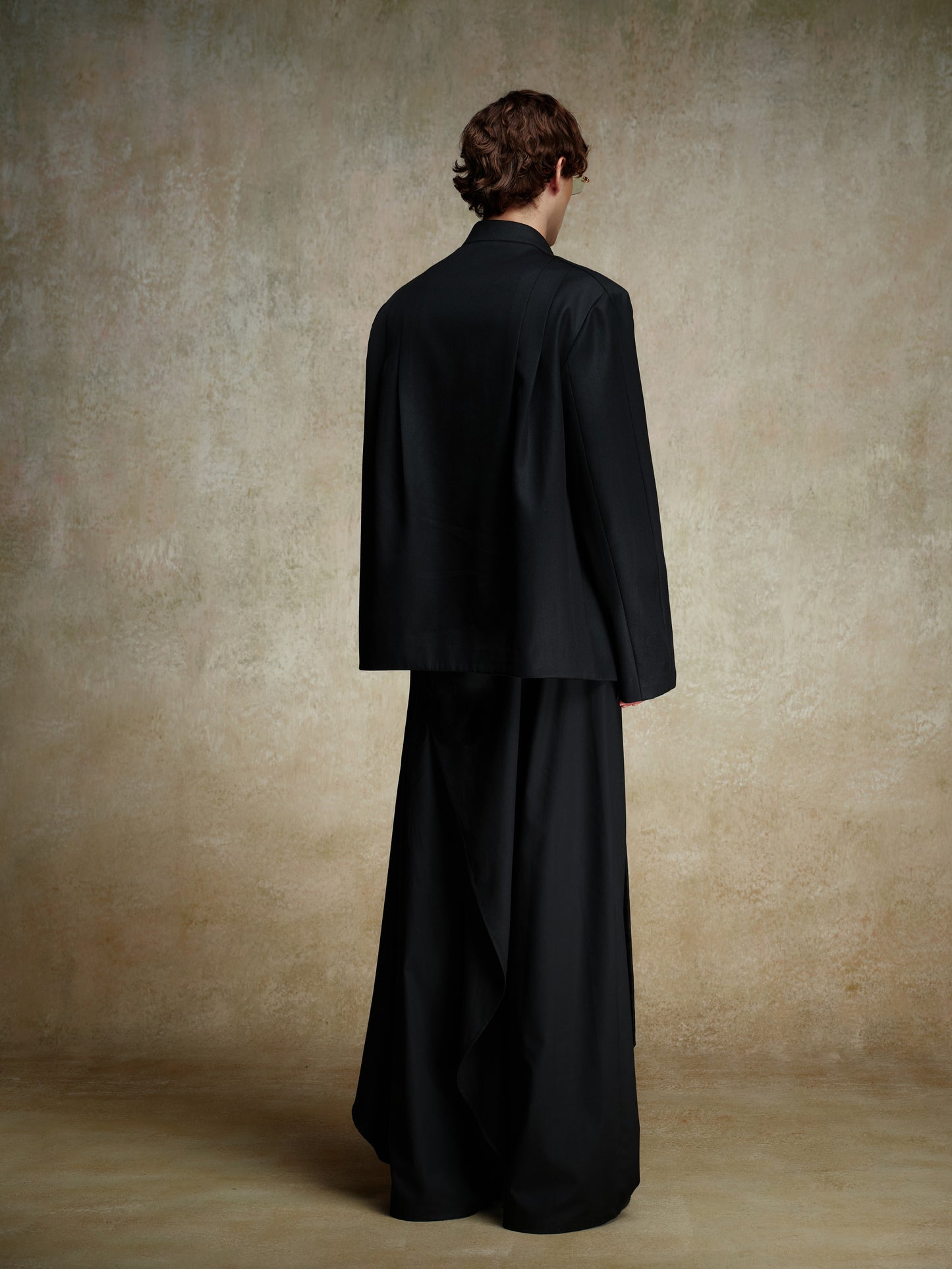 ordúdíordú | Jacket - Zhongshan Suit Studded with Diamonds and Beads