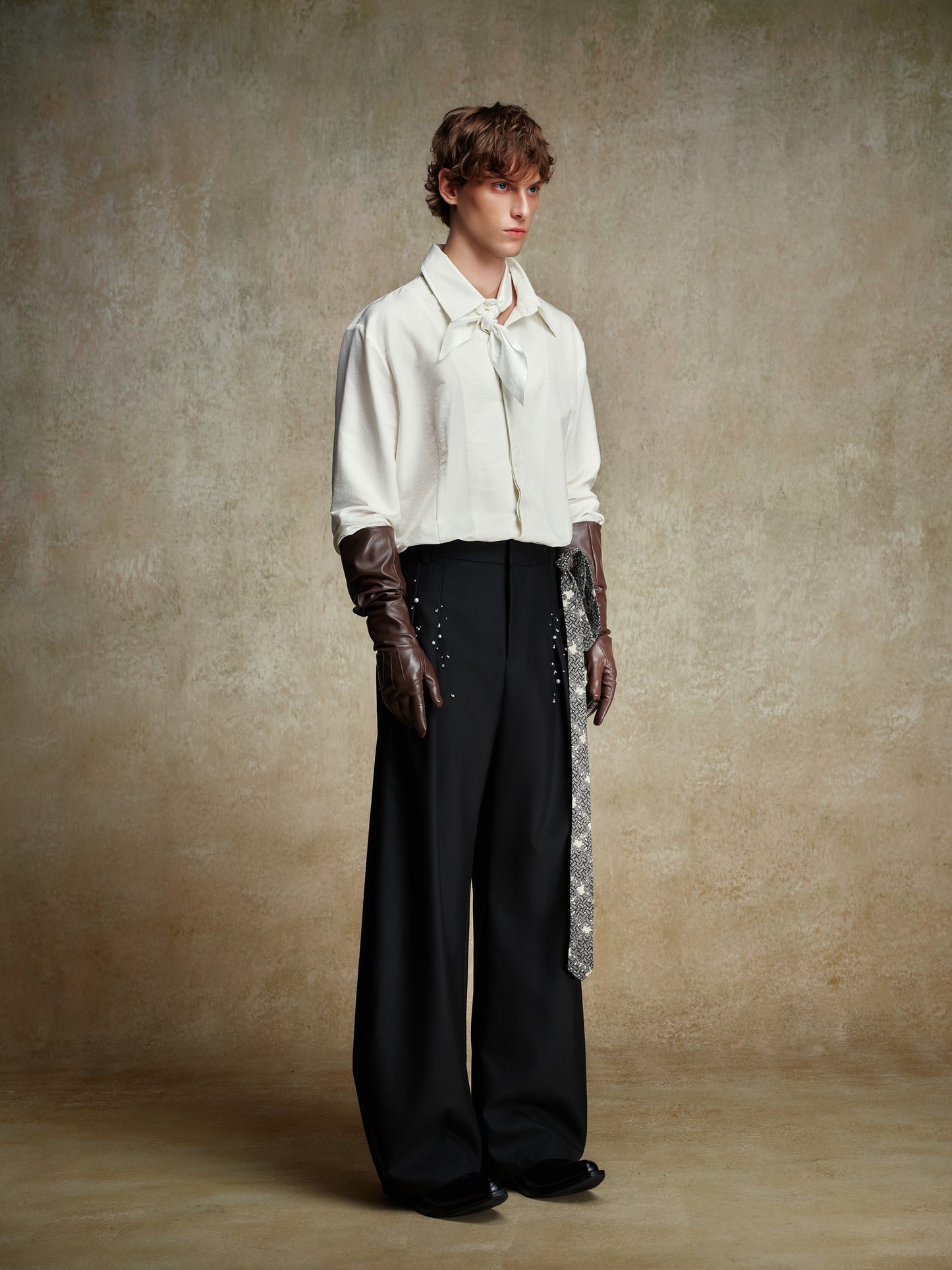 ordúdíordú | Trousers - Pearl Curved Pants