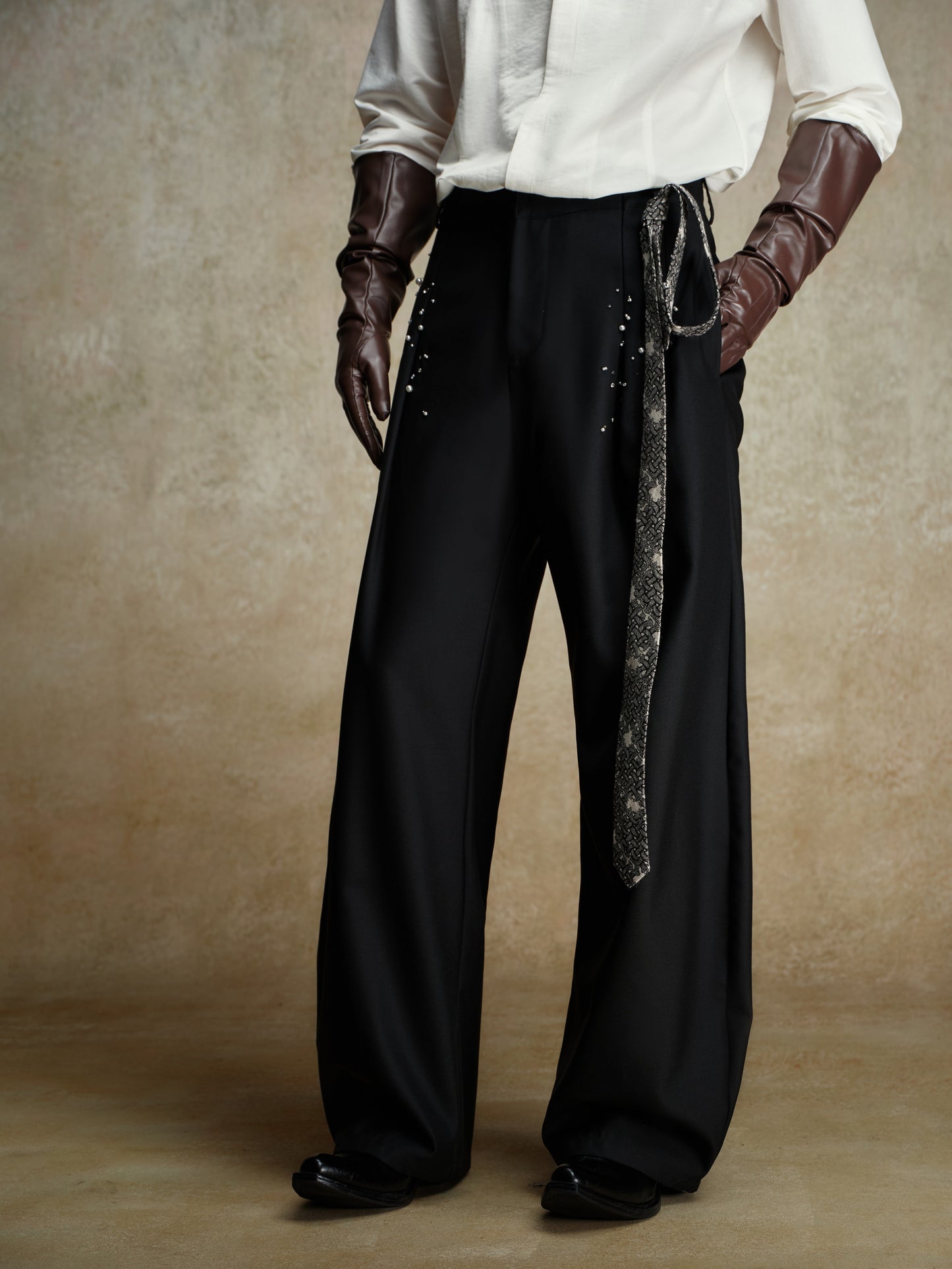 ordúdíordú | Trousers - Pearl Curved Pants