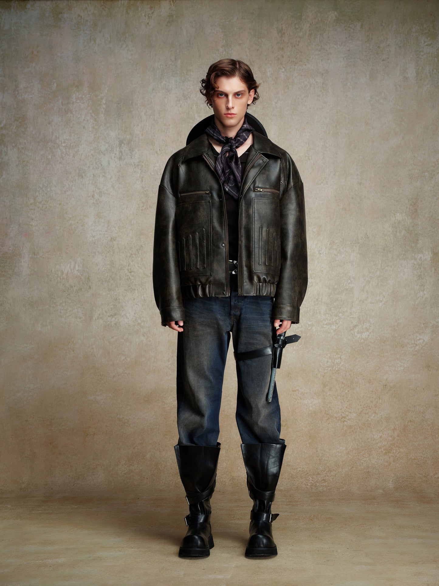 ordúdíordú | Jacket - Brown Leather Jacket with a Silhouette