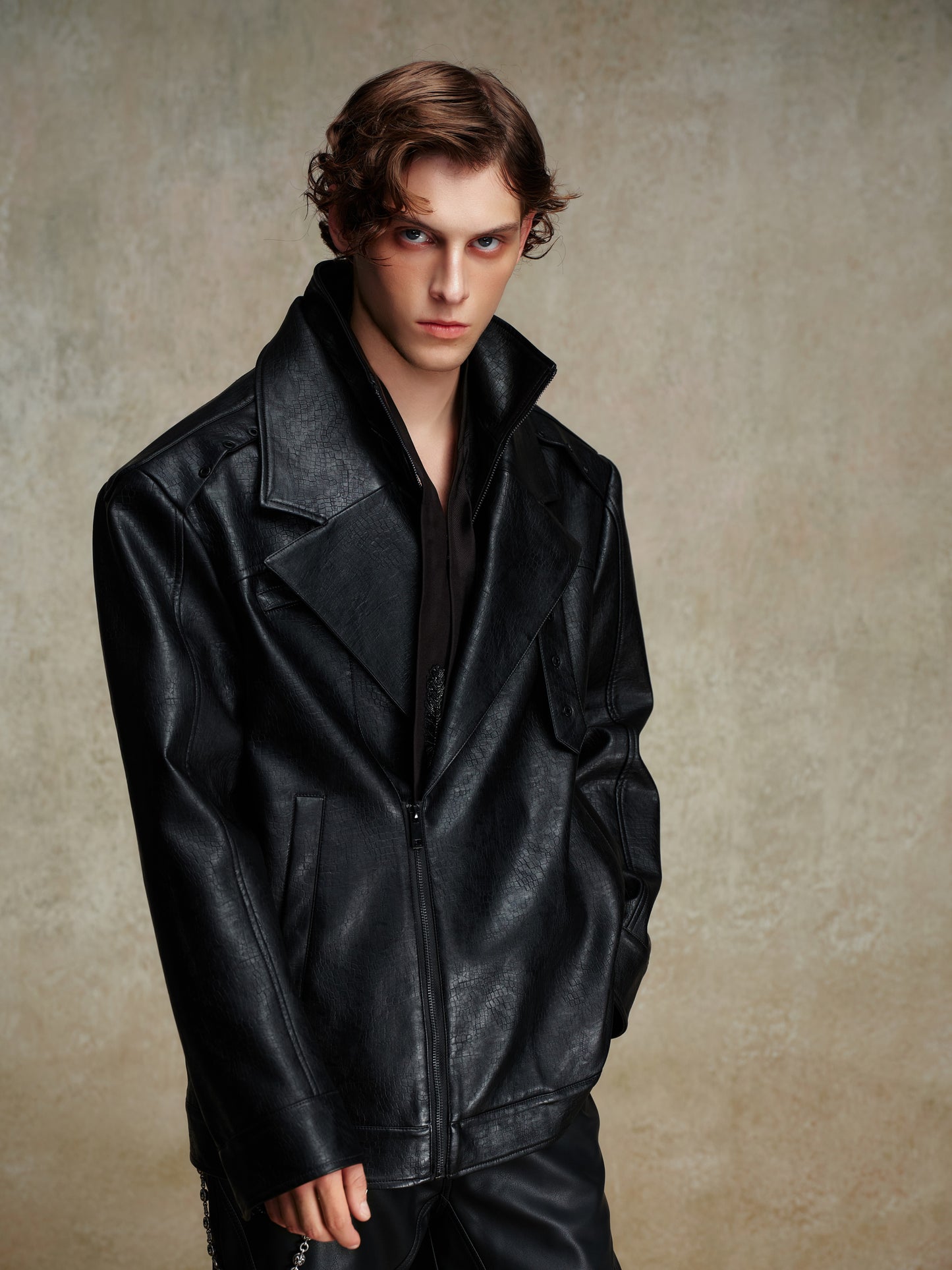 ordúdíordú | Jacket - Double-layered Collar Black Leather Jacket