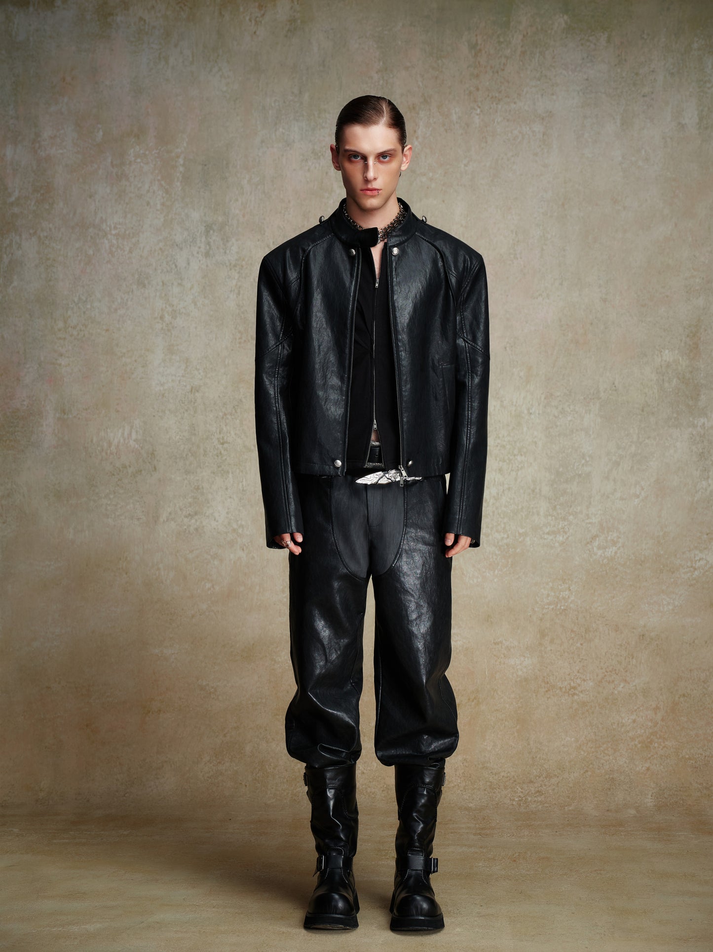 ordúdíordú | Jacket - Multi-button Armor-style Leather Jacket