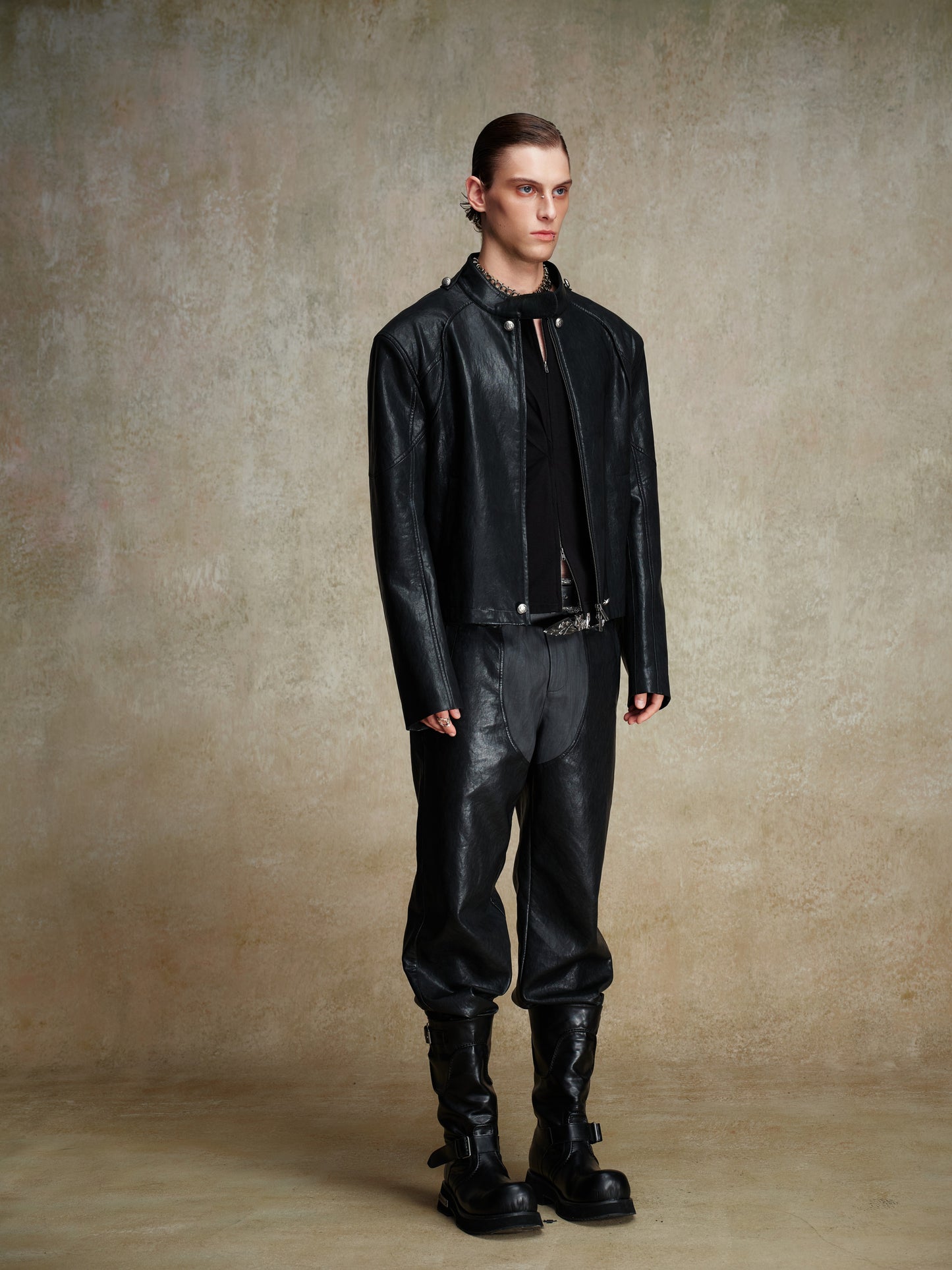 ordúdíordú | Jacket - Multi-button Armor-style Leather Jacket