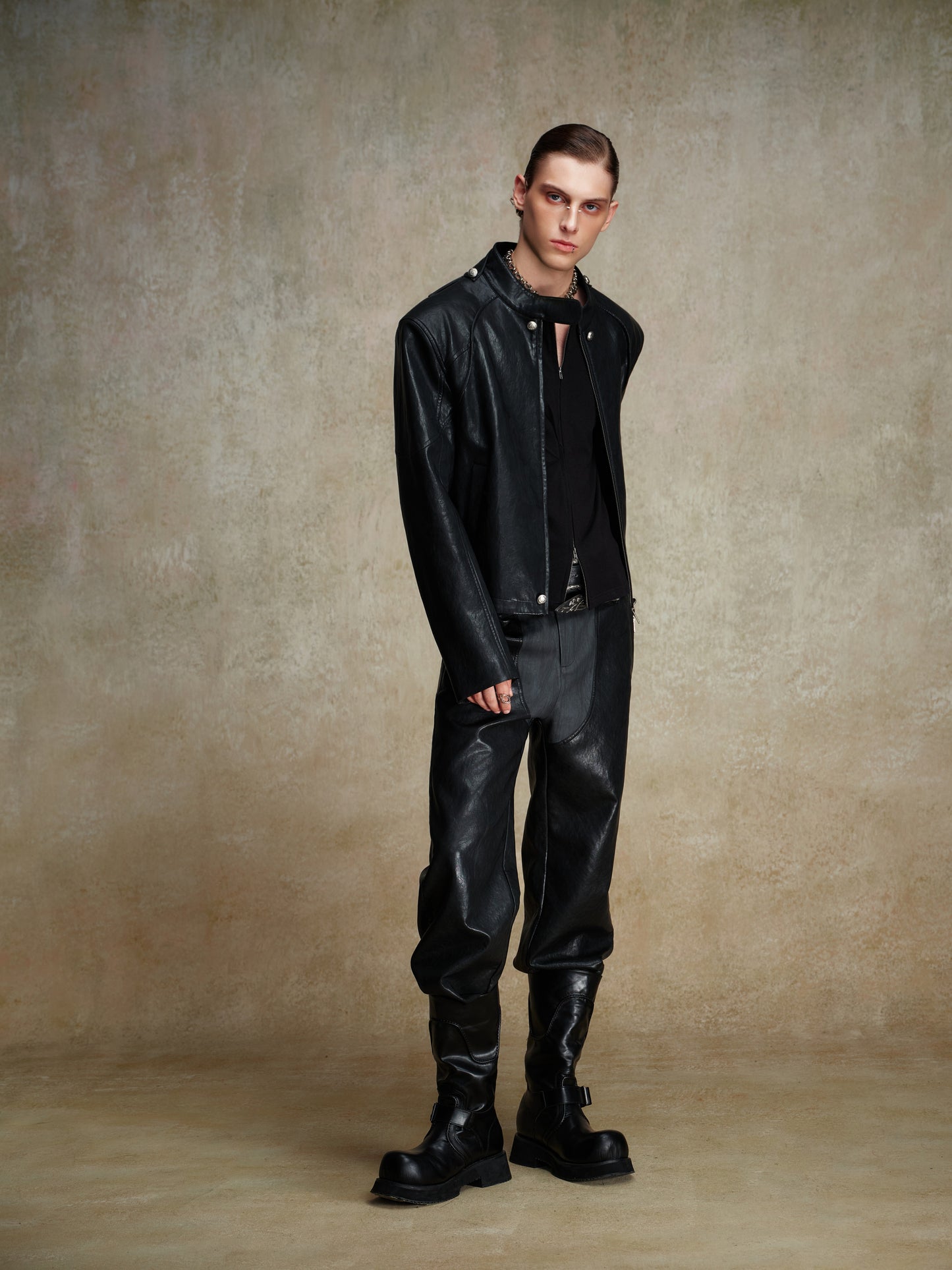 ordúdíordú | Jacket - Multi-button Armor-style Leather Jacket