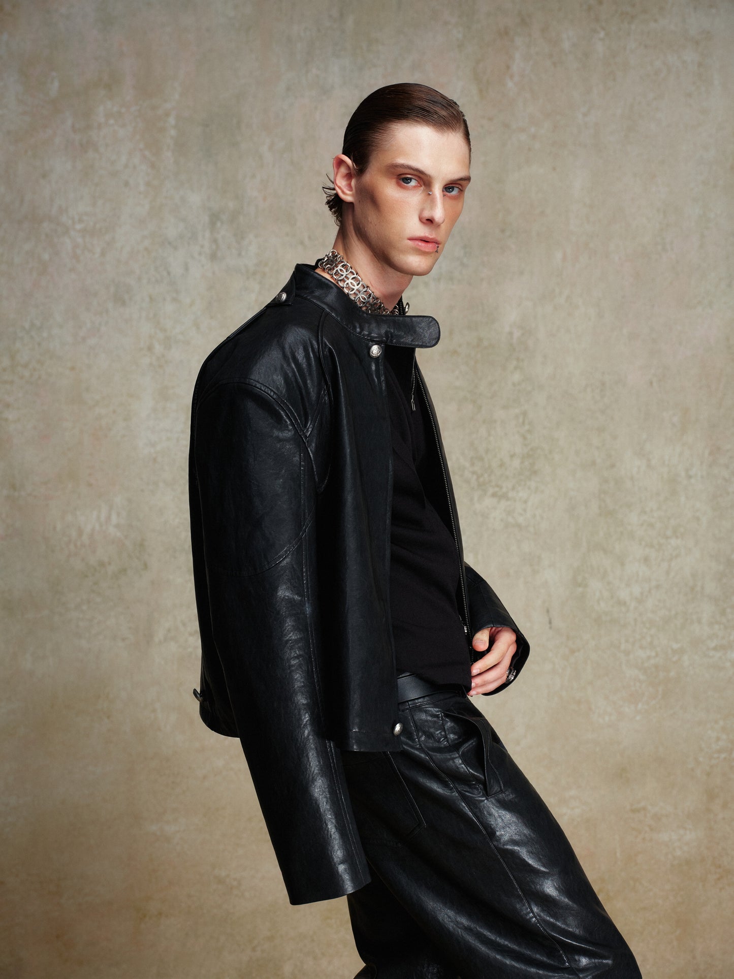ordúdíordú | Jacket - Multi-button Armor-style Leather Jacket