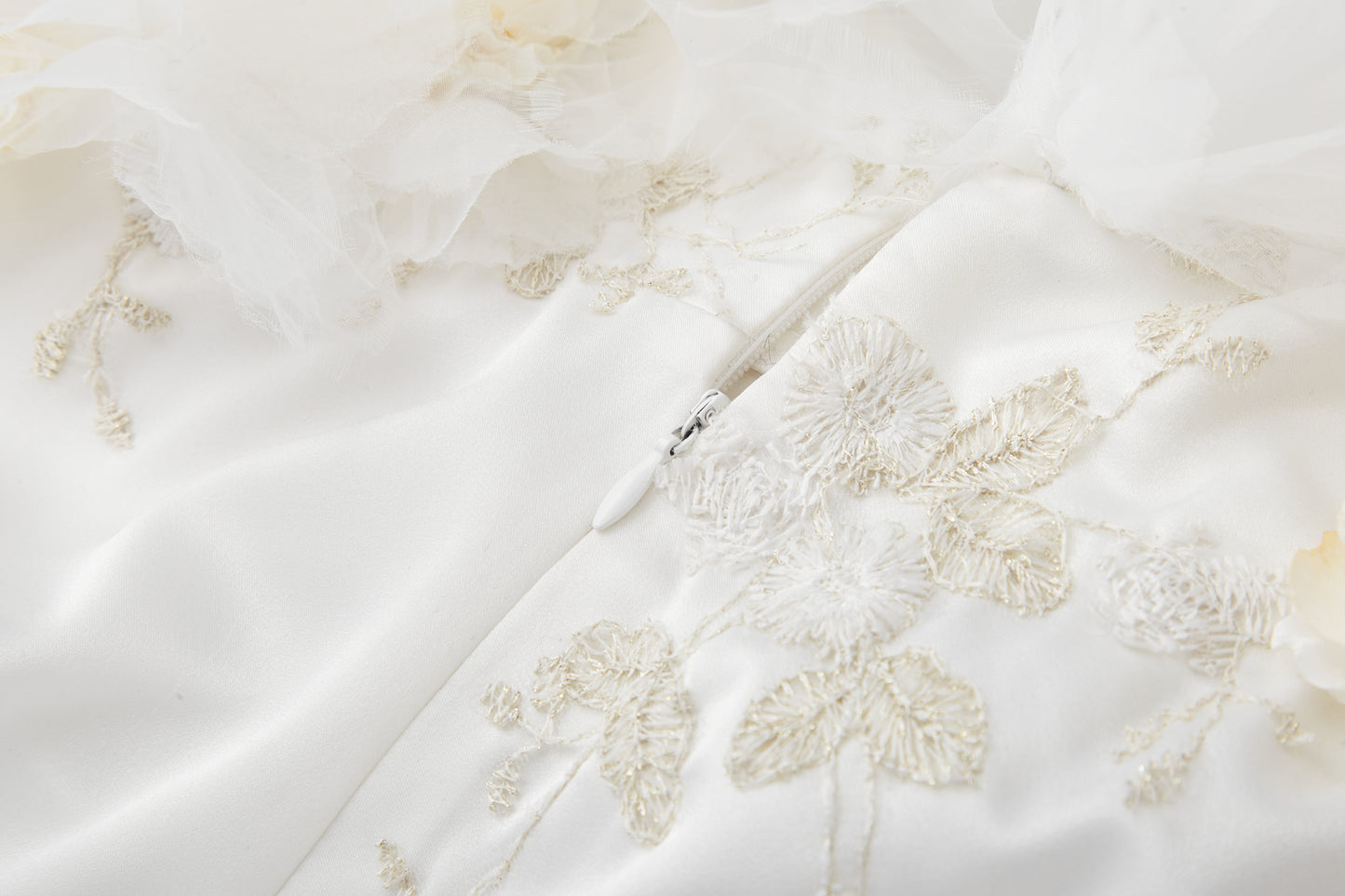 ordúdíordú | Dress - Backless Carved Dress