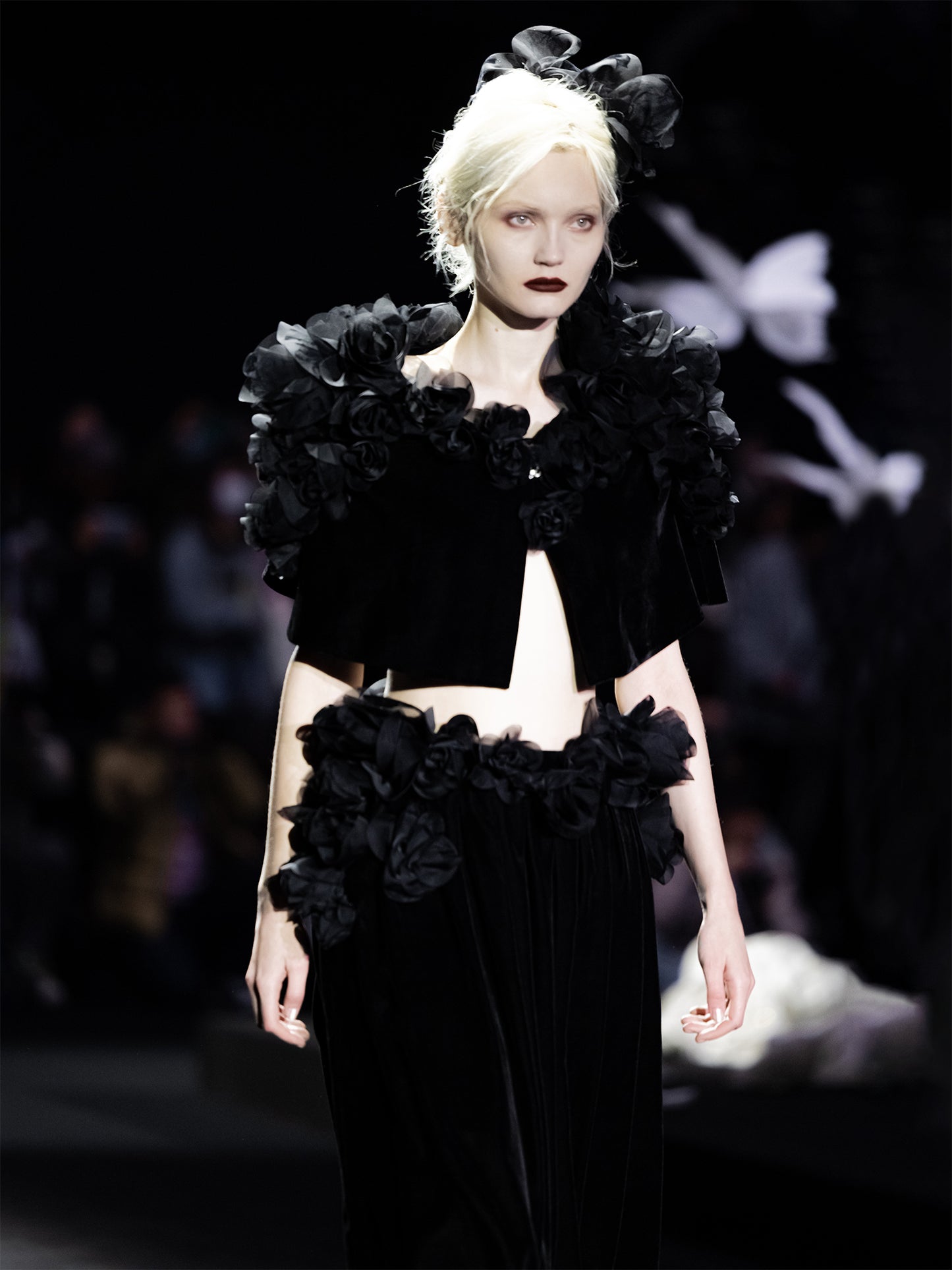 ordúdíordú | Dress - Half Skirt with Black Roses