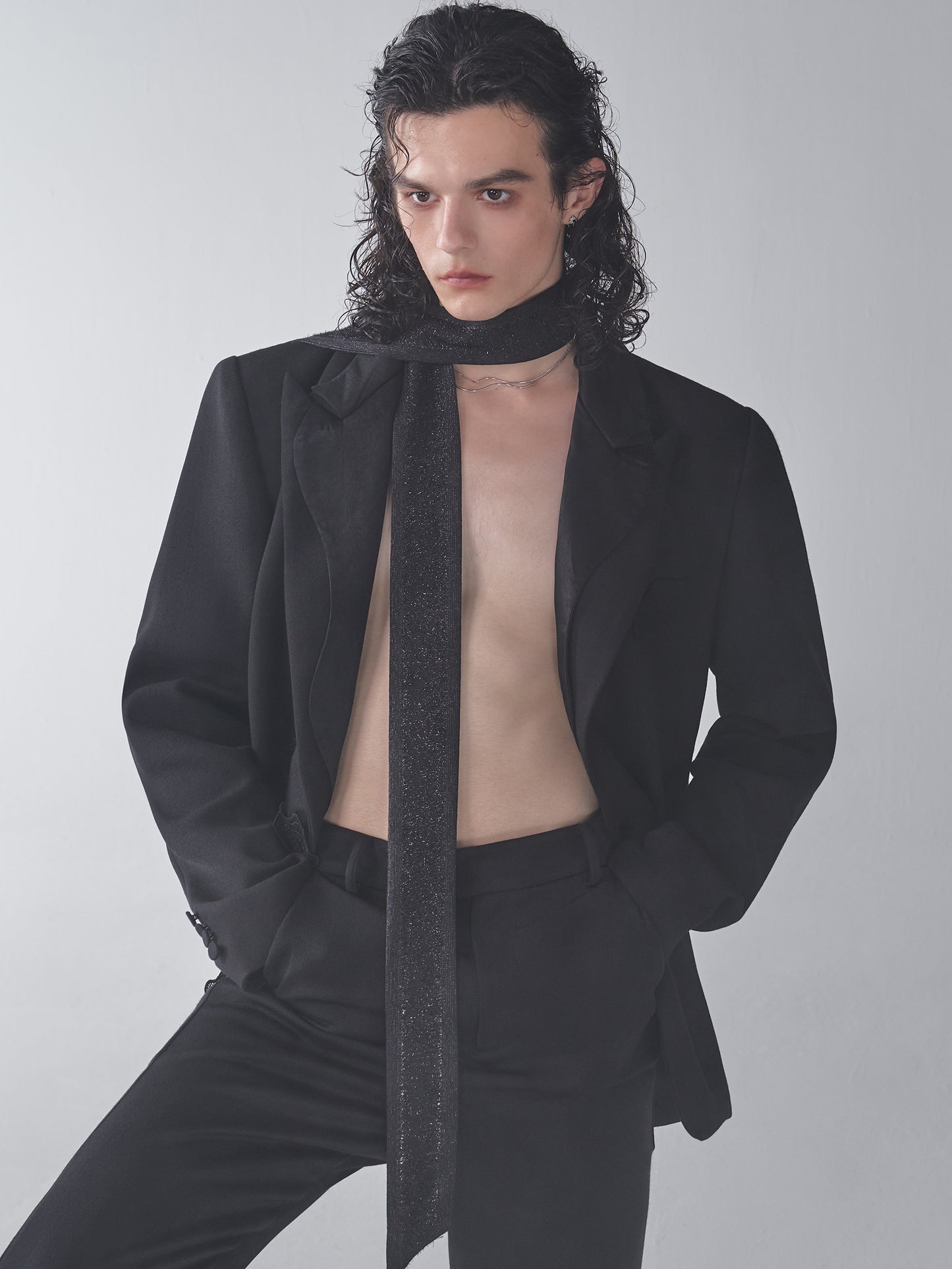 ordúdíordú | Accessory - Black Sequin Tie