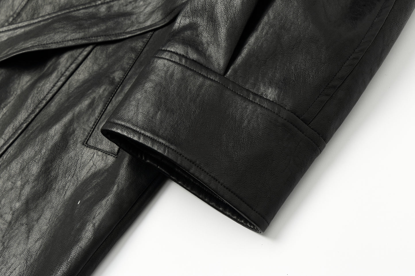 ordúdíordú | Jacket - Black Structured Leather Jacket