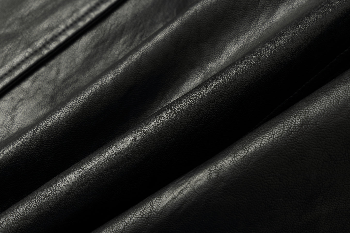 ordúdíordú | Jacket - Black Structured Leather Jacket