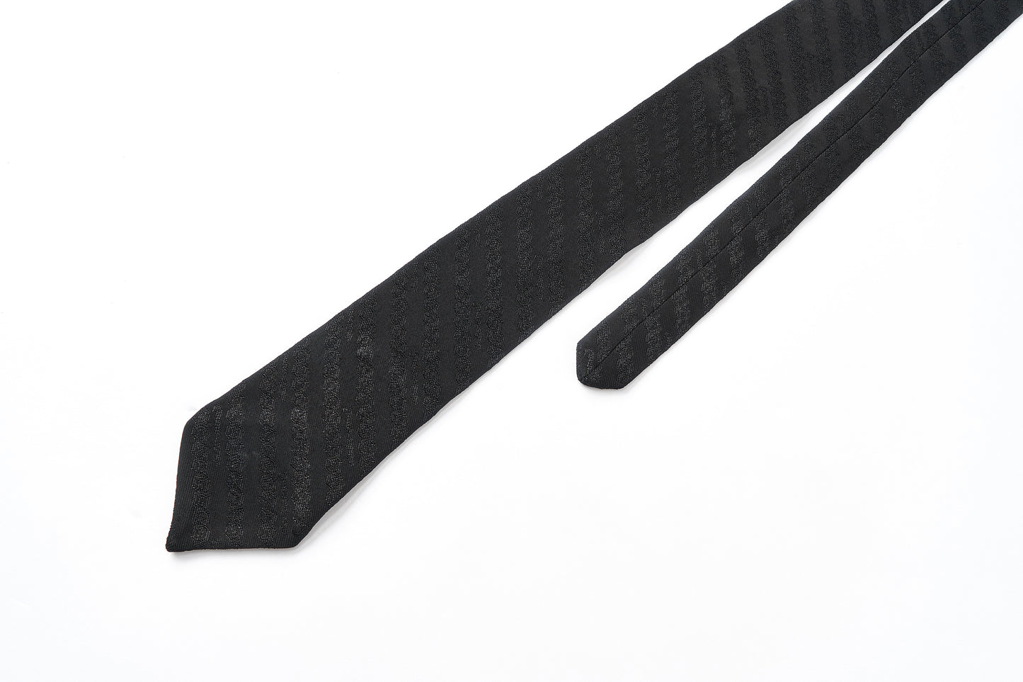 ordúdíordú | Accessory - Black Tie