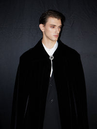 ordúdíordú | Cape - Black Velvet Cape
