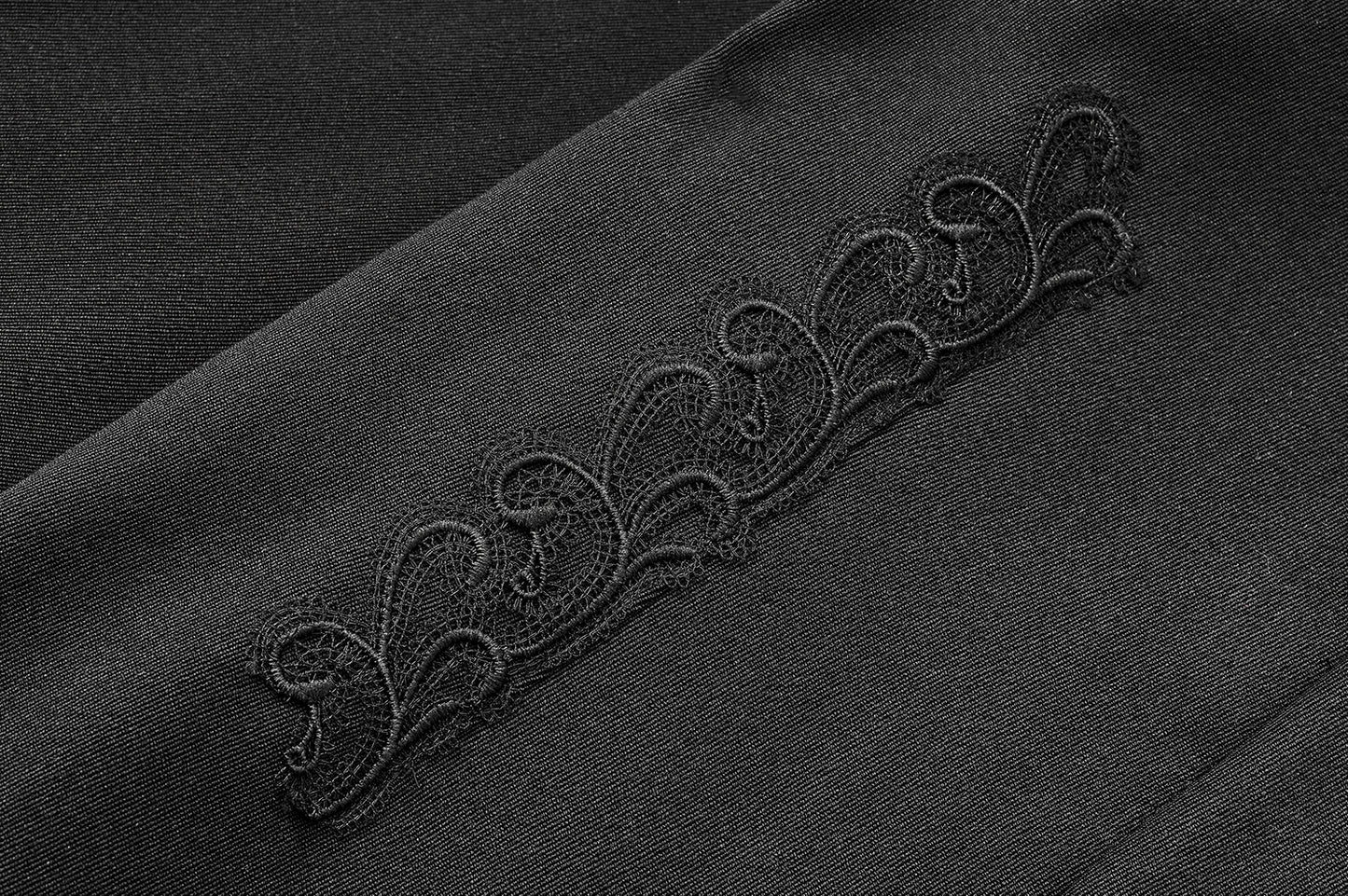 ordúdíordú | Coat - Curved Front Lace Jacket