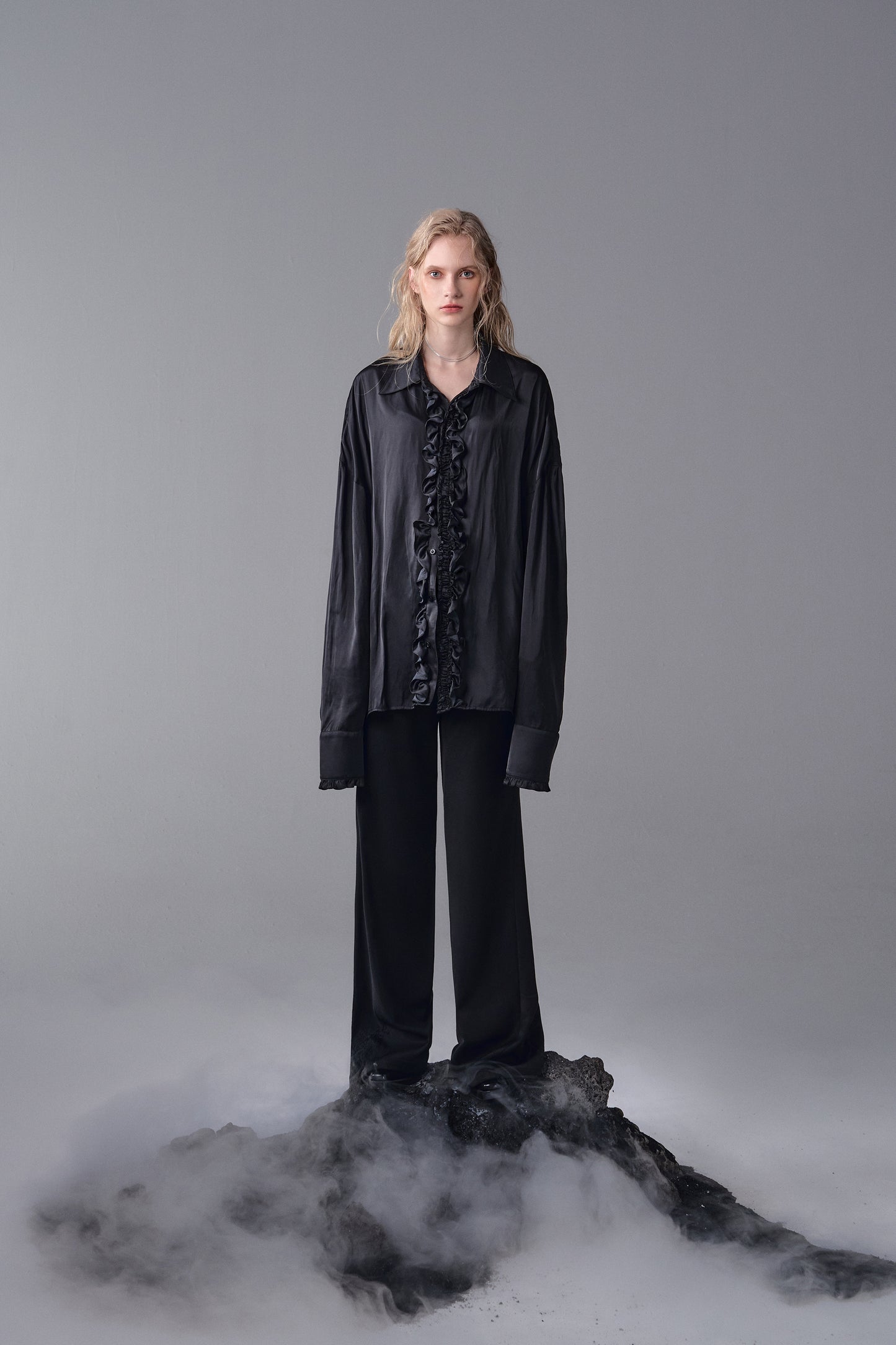 ordúdíordú | Shirt - Elegant Black Shirt with Floral Pleats on Front Flap and Cuff