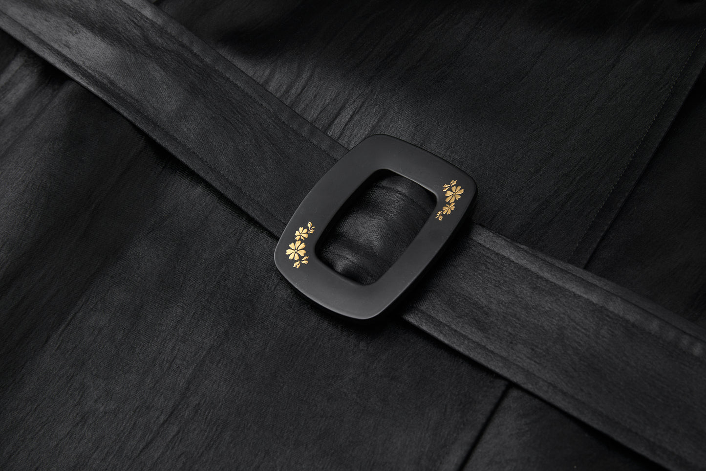 ordúdíordú | Accessory - Glossy Imitation Fur Coat