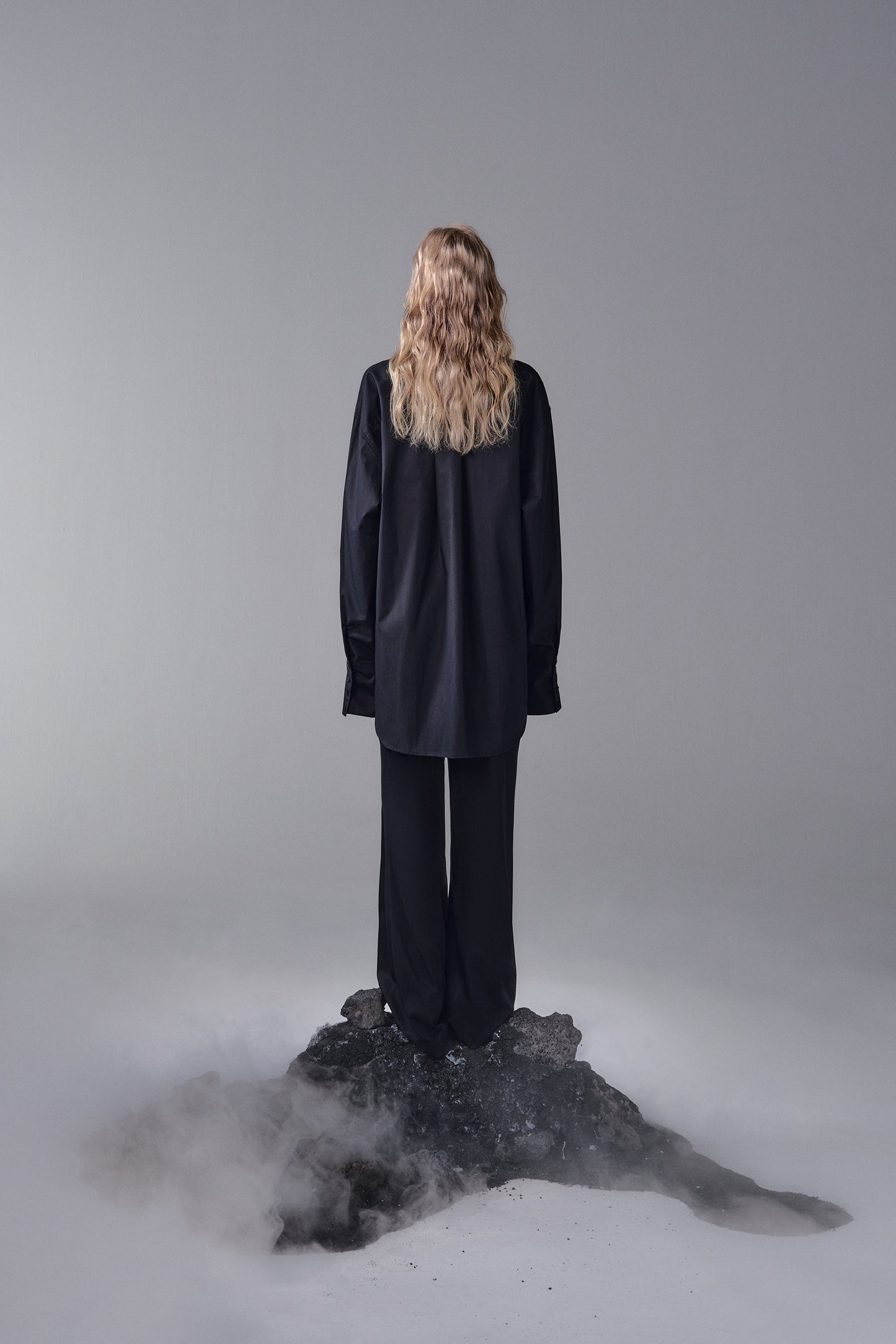 ordúdíordú | Shirt - Loose Wide Shirt with Bell Sleeves