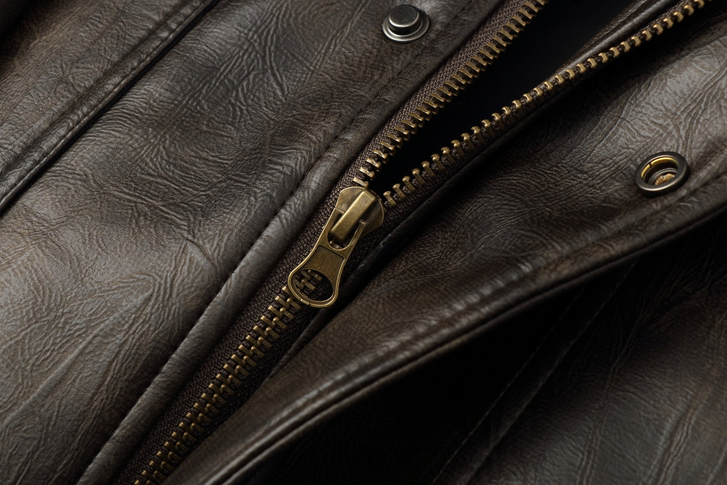 ordúdíordú | Jacket - Brown Leather Jacket with a Silhouette