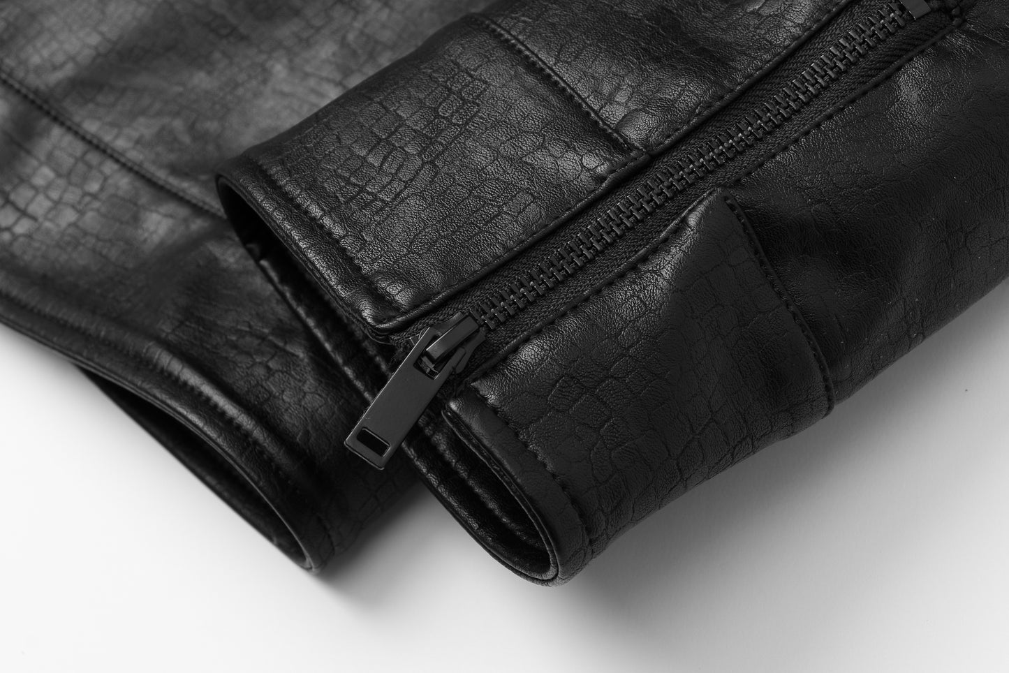 ordúdíordú | Jacket - Double-layered Collar Black Leather Jacket