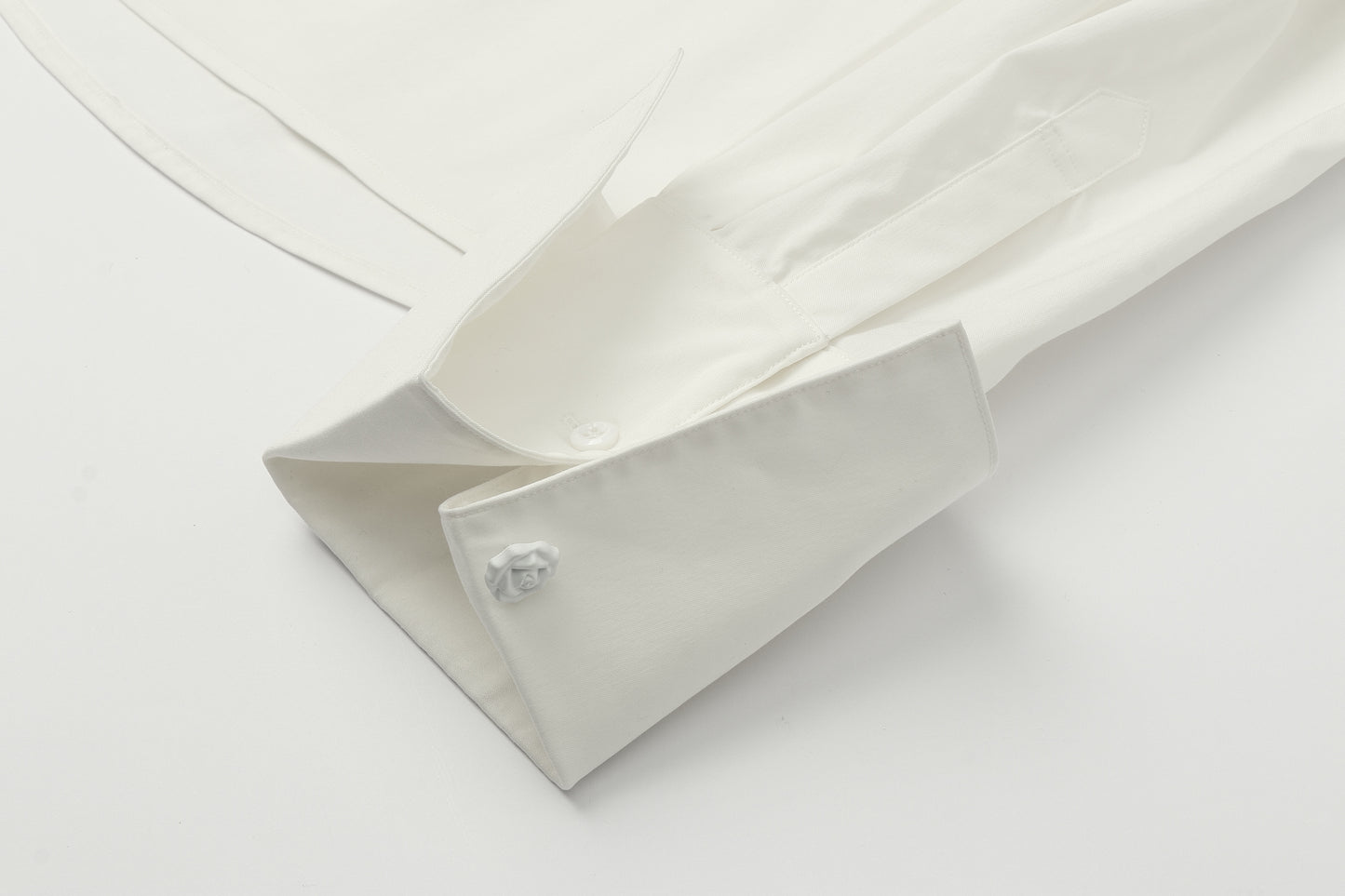 ordúdíordú | Shirts - Shirt with Folded Cuffs and Tie Collar