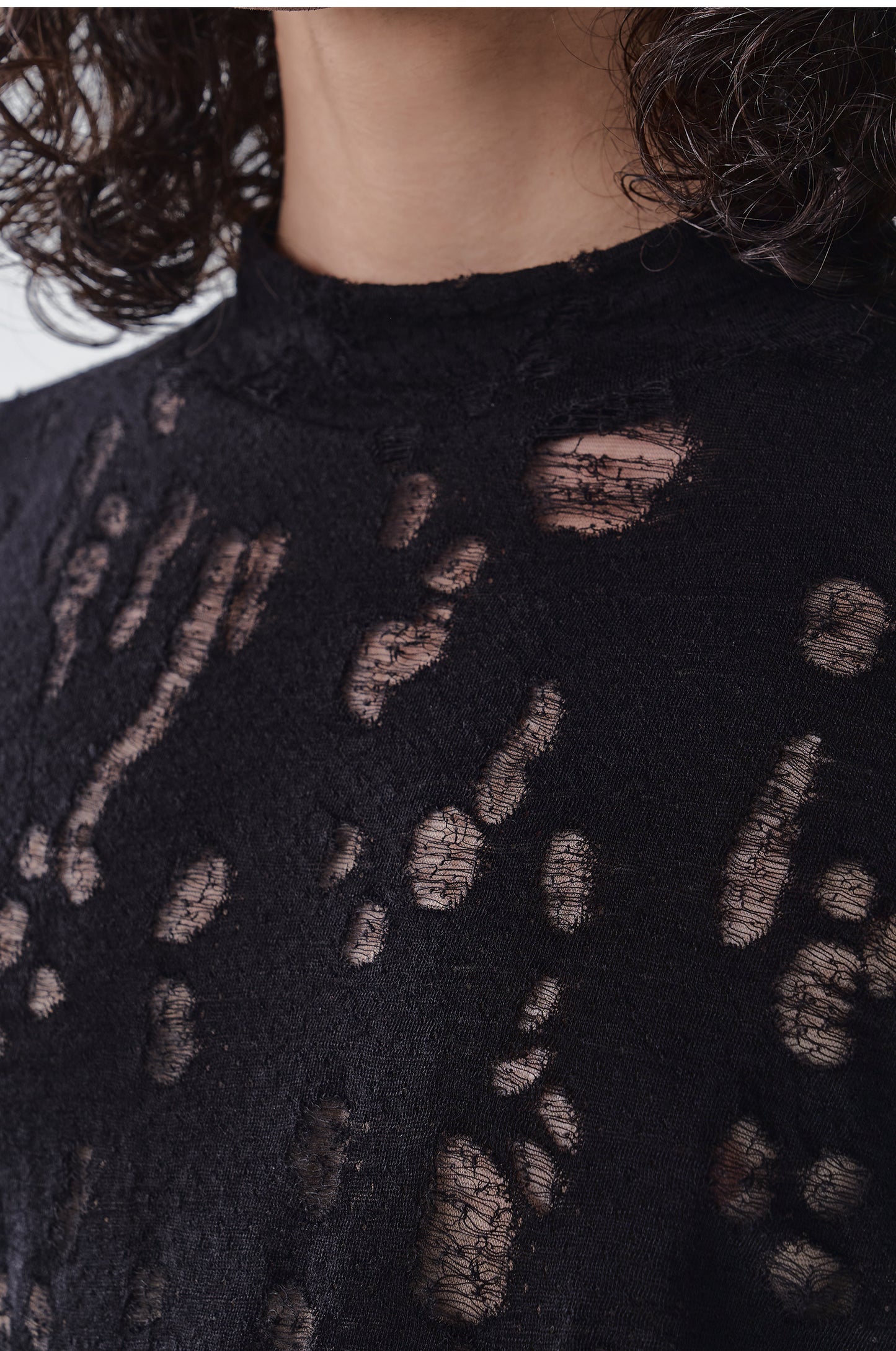 ordúdíordú | Top - Ripped Black Sweater