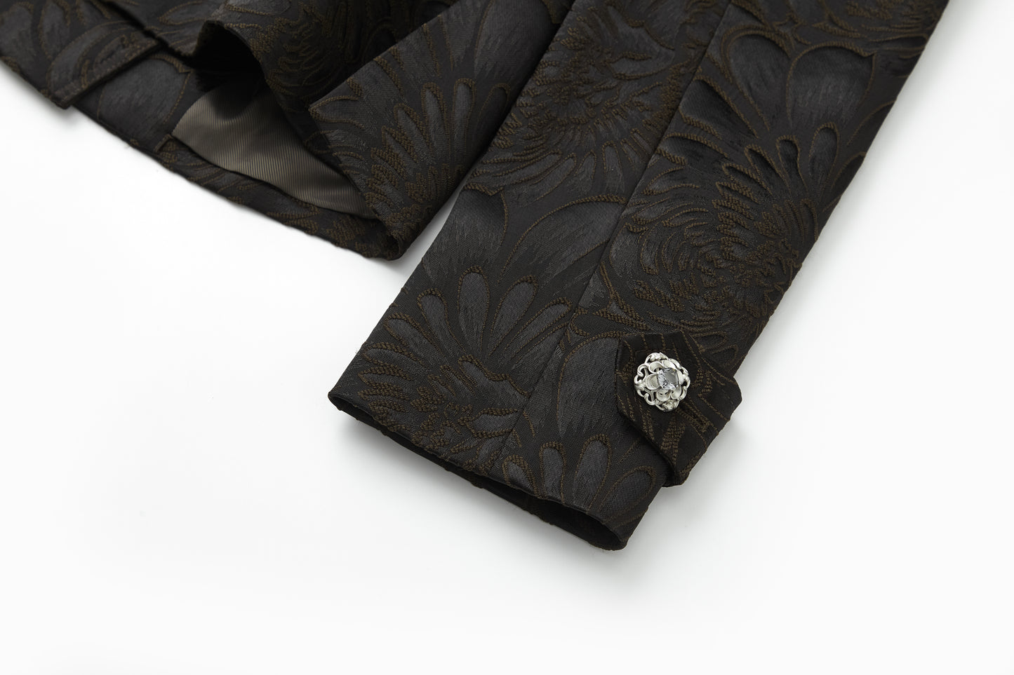 ordúdíordú | Suit - Six-button Suit