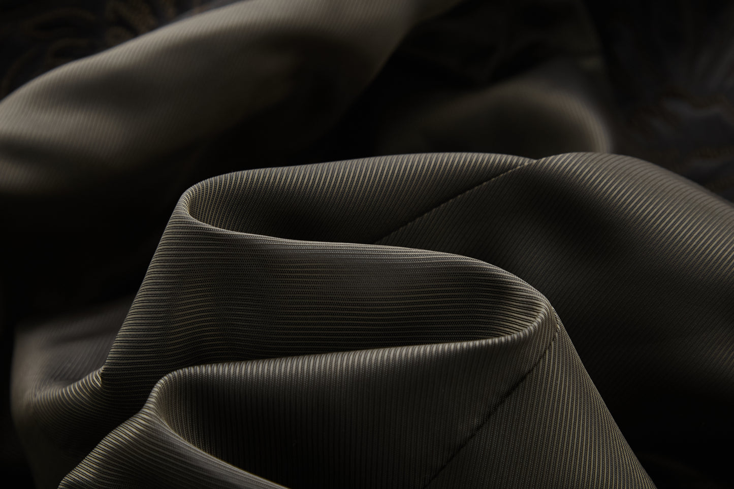 ordúdíordú | Suit - Six-button Suit