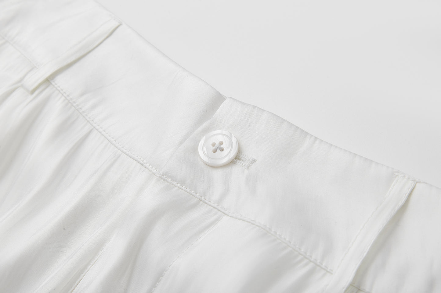 ordúdíordú | Trousers - Smooth Textured Pants