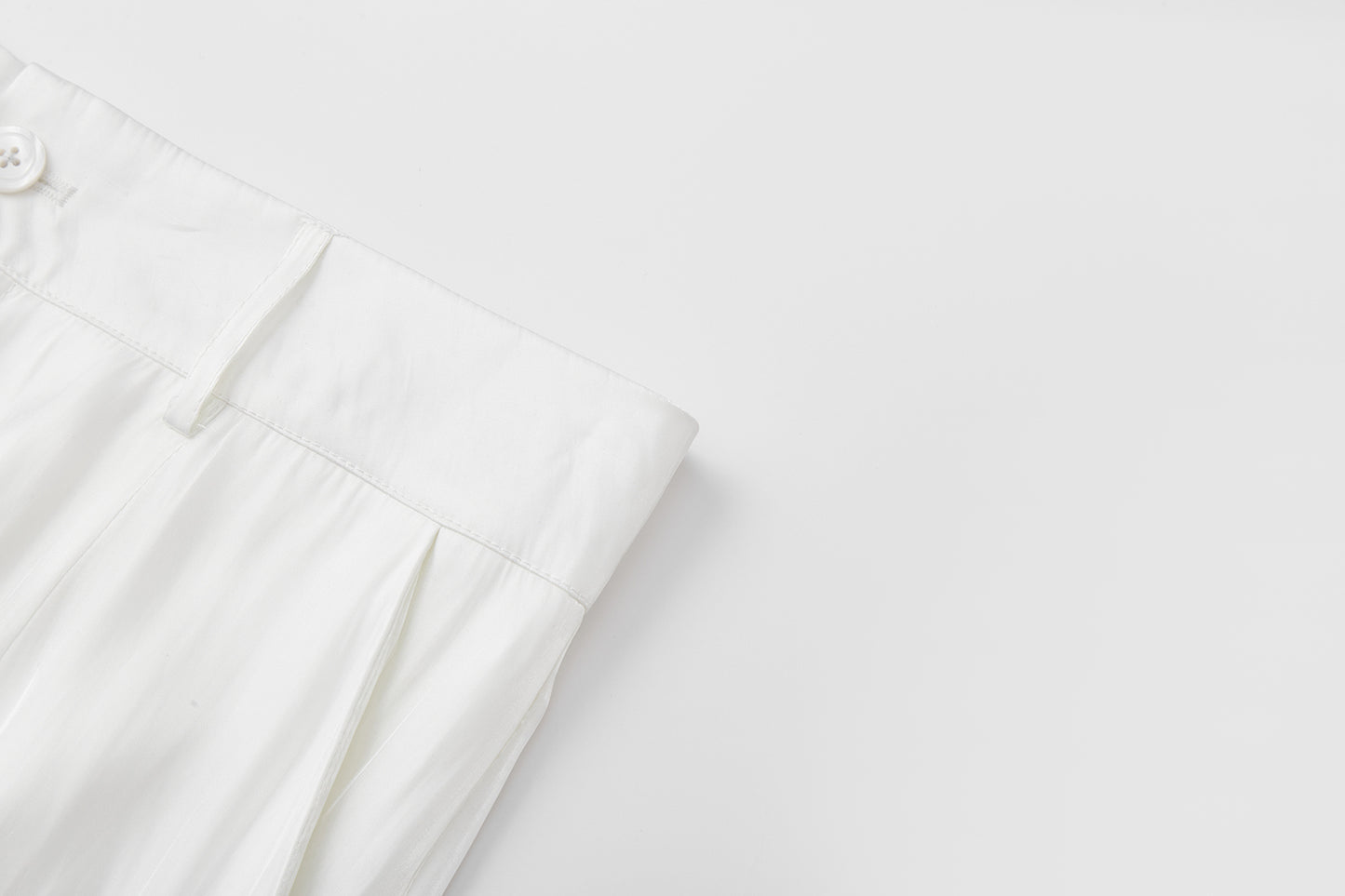 ordúdíordú | Trousers - Smooth Textured Pants