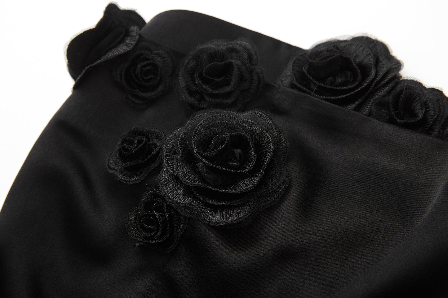 ordúdíordú | Dress - Strapless Dress with Black Roses