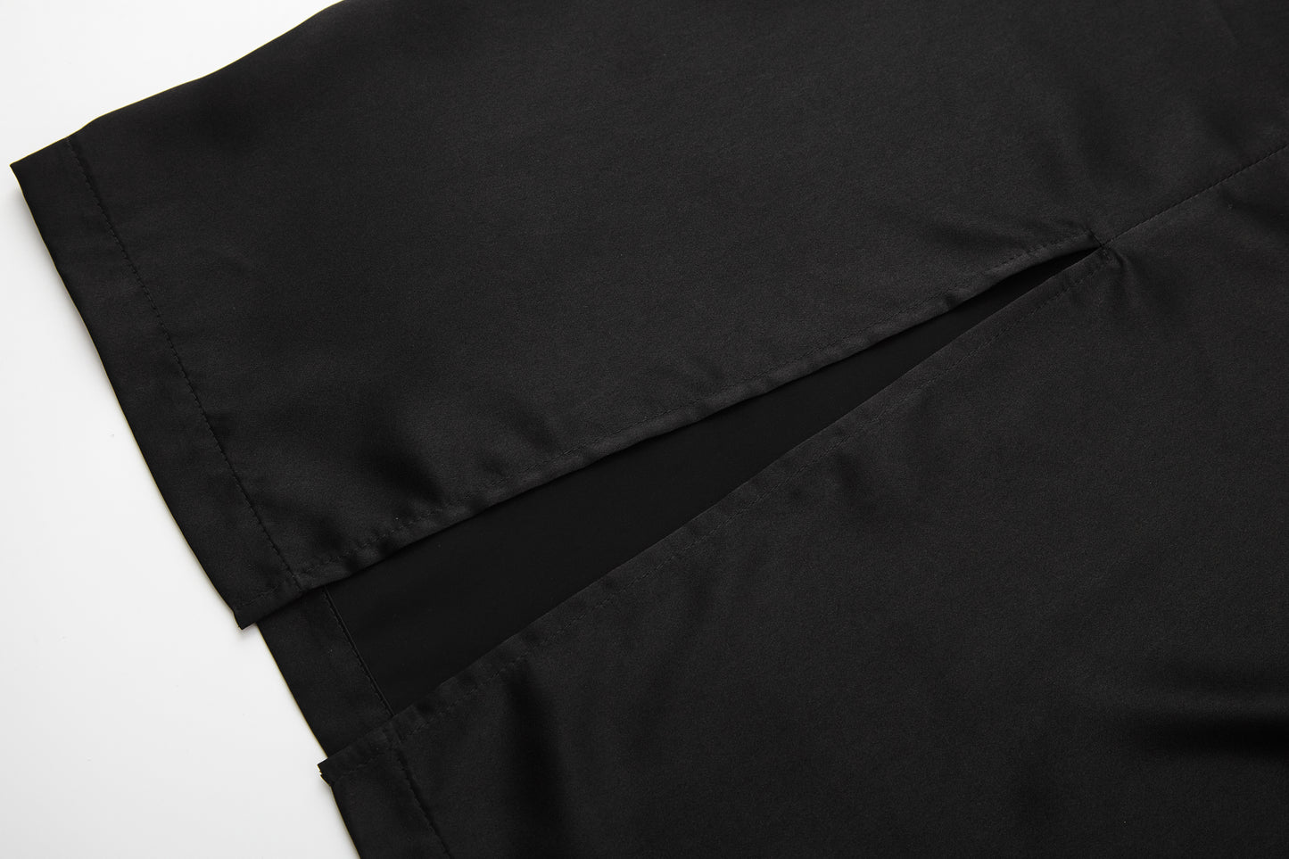 ordúdíordú | Dress - Strapless Dress with Black Roses