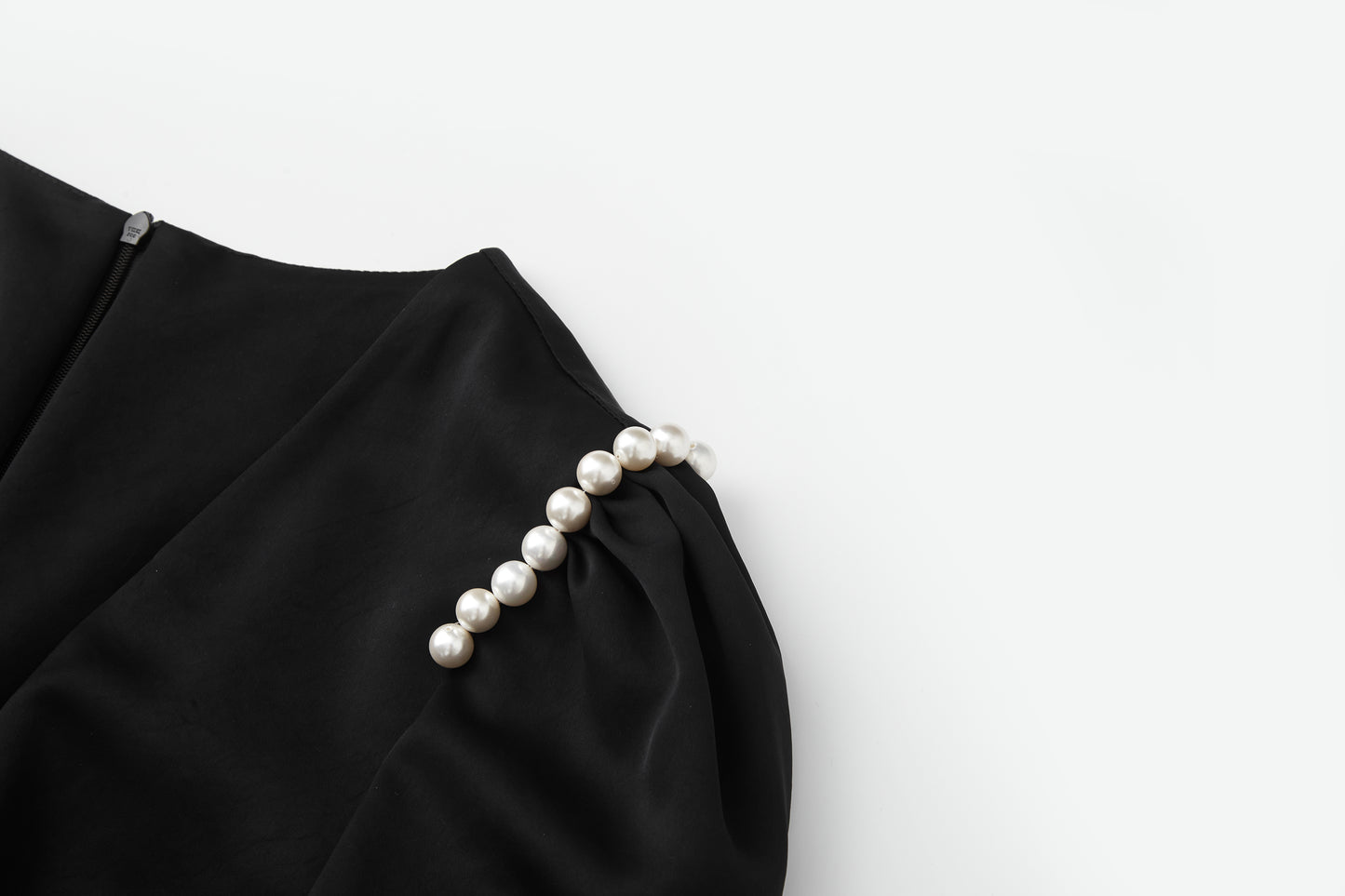 ordúdíordú | Dress- Three-dimensional Pearl Dress