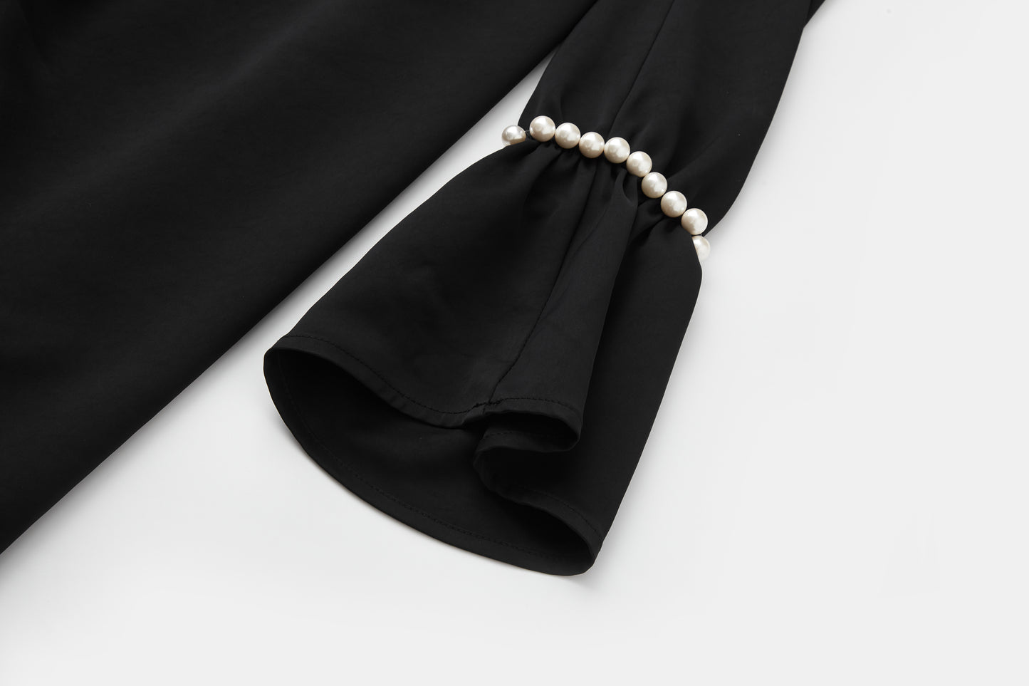 ordúdíordú | Dress- Three-dimensional Pearl Dress