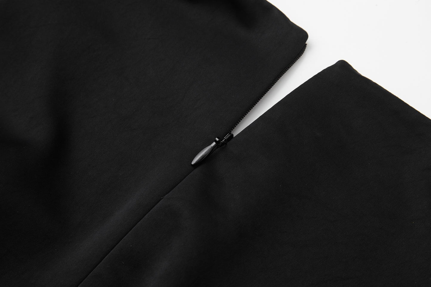 ordúdíordú | Dress- Three-dimensional Pearl Dress