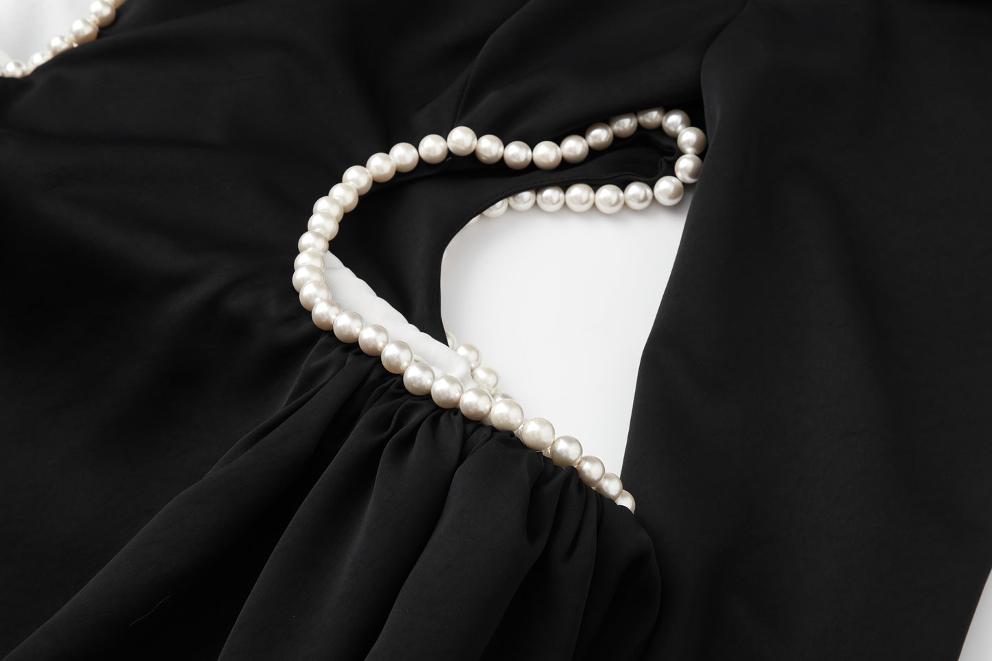 ordúdíordú | Dress- Three-dimensional Pearl Dress