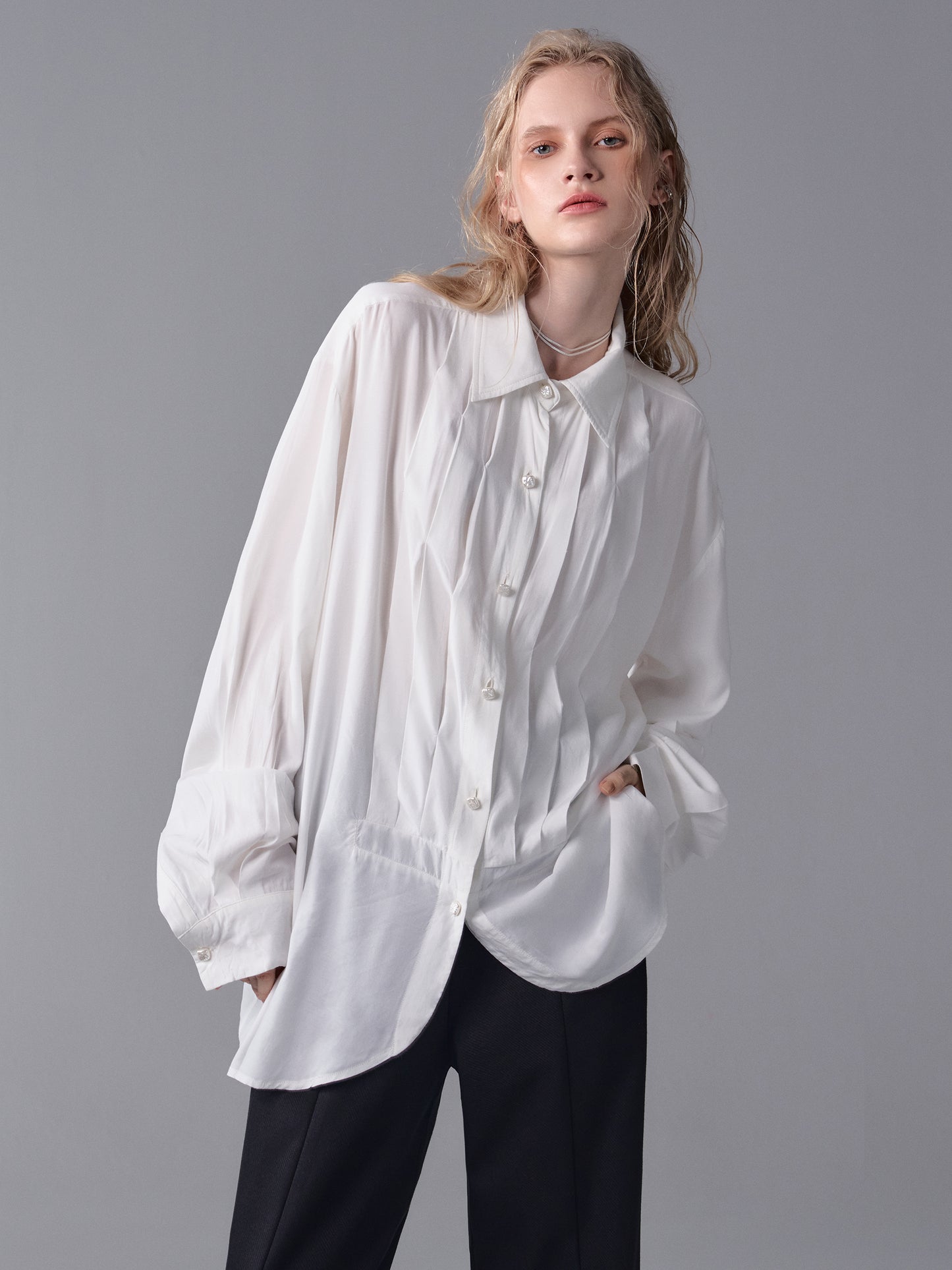 ordúdíordú | Shirt - Vertical Pleated Layer Front Piece White Shirt