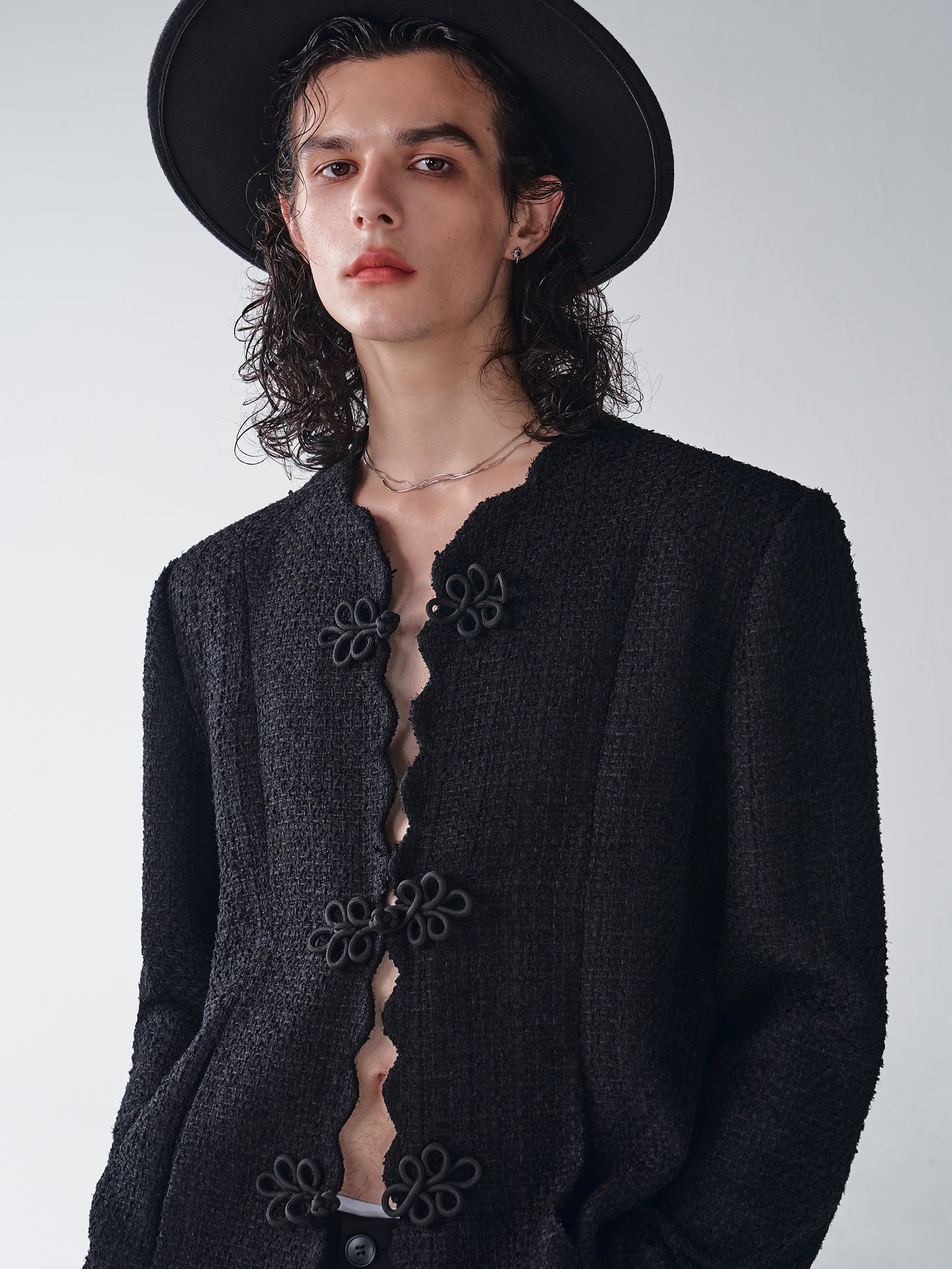 ordúdíordú | Coat - Coat with wavy flap button